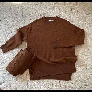 CO wool/cashmere sweater with scarf in chestnut S NWOT